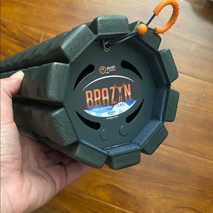 Brazyn NWOT collapsible black foam roller